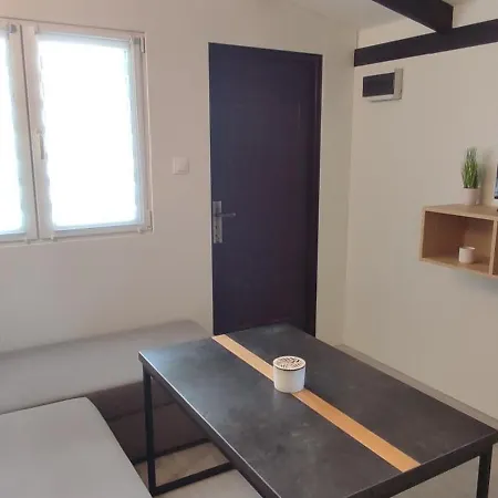 アパート Pod Brzozami